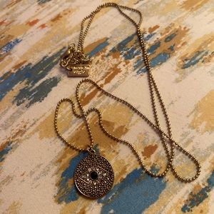 american eagle gold eye of horus necklace